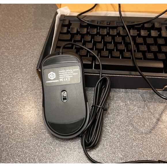 CyberPower PC Play Ready LED Wired Gaming Keyboard 02 RGB NOHI KB-161-104 - Picture 8 of 8